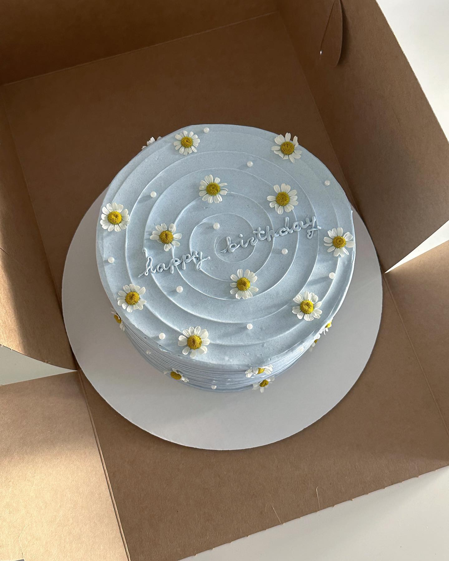 24 Top Simple Cake Design Ideas (2026) - Oh My Gut